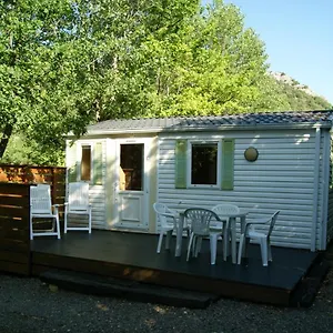camping-le-chambron.hotels-rhonealpes.com/
