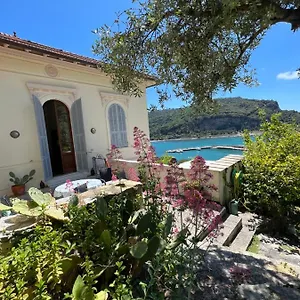 villa-paolo-lemon-tree.hotelitalianriviera.com/